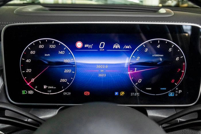 2025 Mercedes-Benz GLC-Class GLC300