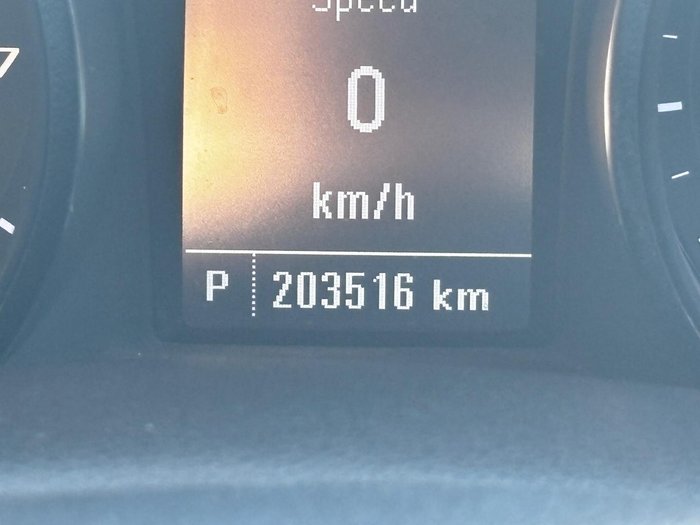 2016 Holden Commodore SV6 VF Series II MY16 Heron White