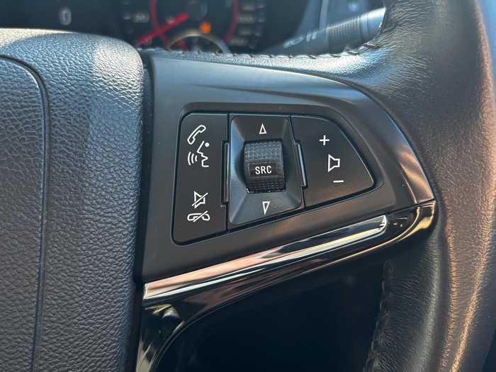 2016 Holden Commodore SV6 VF Series II MY16 Heron White