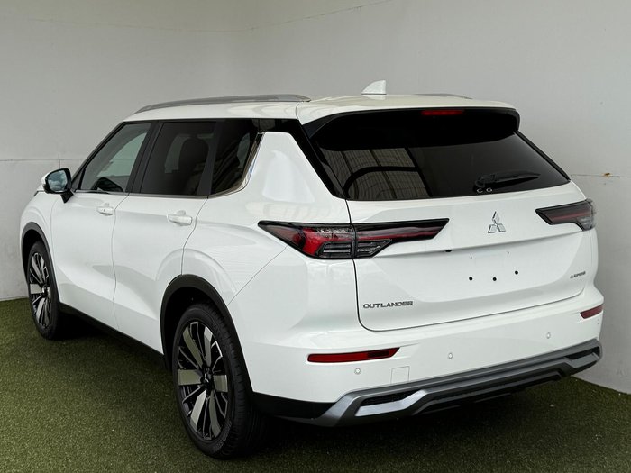 2025 Mitsubishi Outlander Aspire