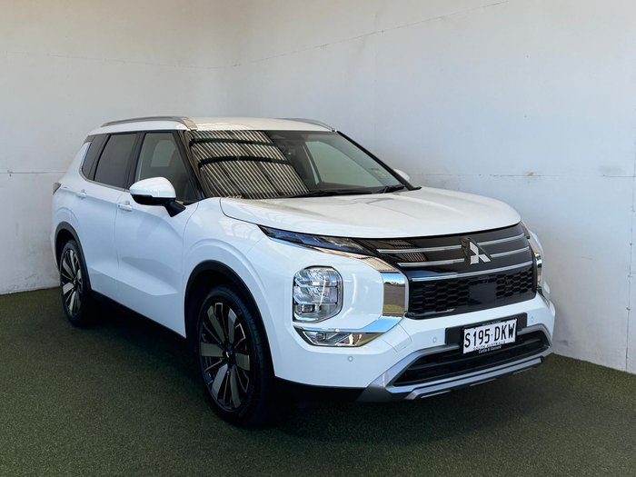 2025 Mitsubishi Outlander
