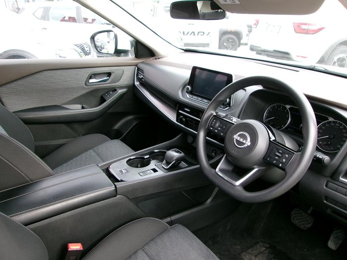 2024 Nissan X-TRAIL ST