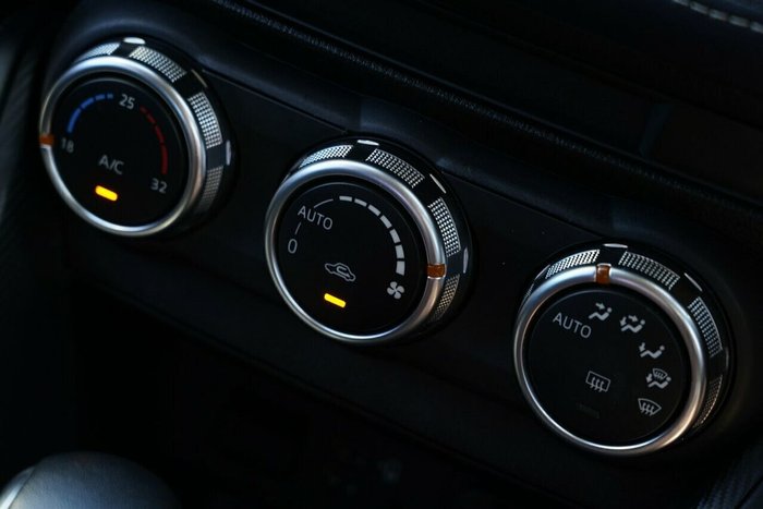 2023 Mazda 2 G15 Evolve