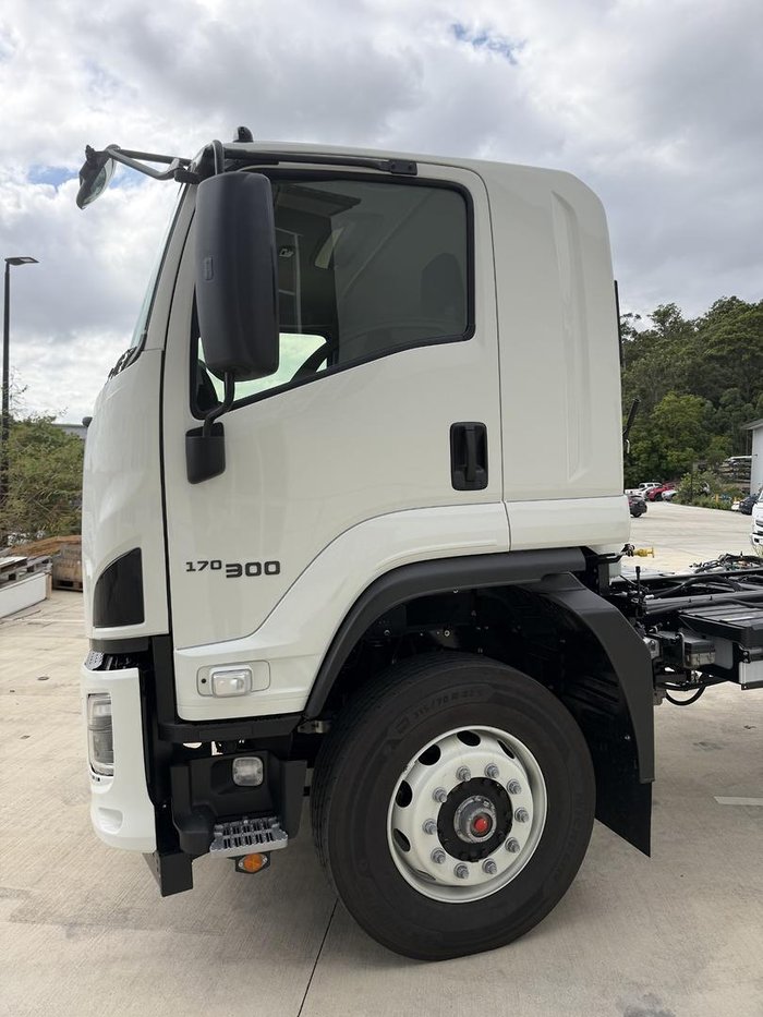 2026 Isuzu F Series FVR 170-300 AT R47