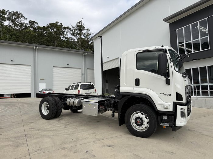 2026 Isuzu F Series FVR 170-300 AT R47