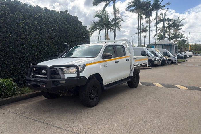 2022 Toyota Hilux SR