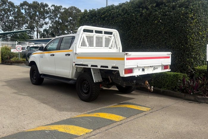 2022 Toyota Hilux SR