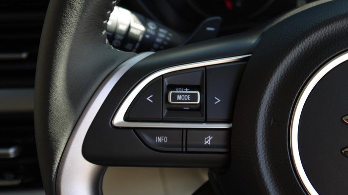 2025 Suzuki Swift Hybrid GLX