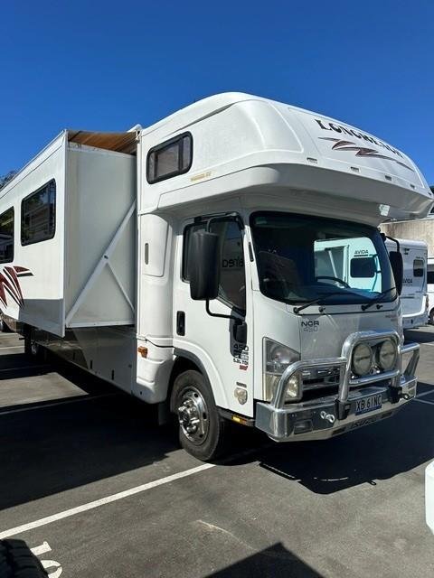 2010 Winnebago (Avida) Longreach