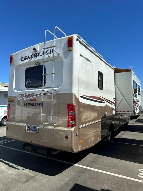 2010 Winnebago (Avida) Longreach