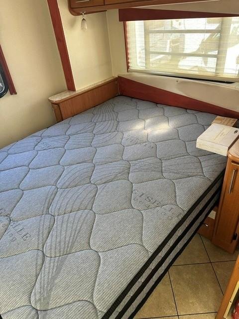 2010 Winnebago (Avida) Longreach