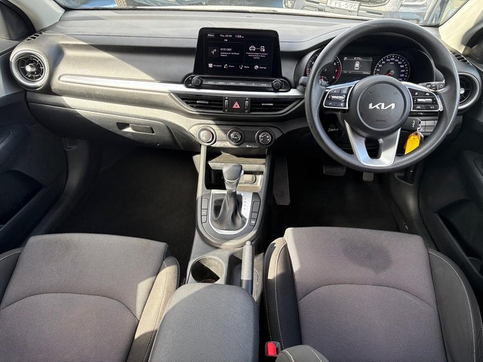 2024 Kia Cerato S