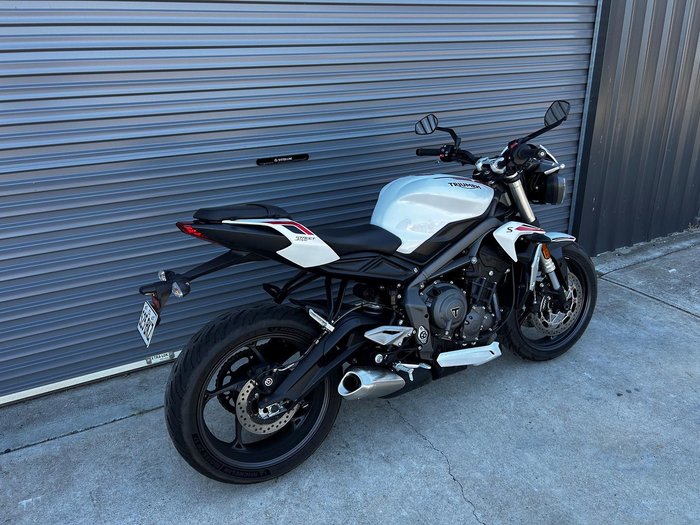 2021 Triumph Street Triple S 660 LAMS Street Triple White