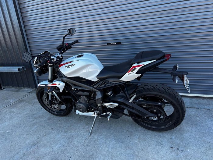 2021 Triumph Street Triple S 660 LAMS Street Triple White