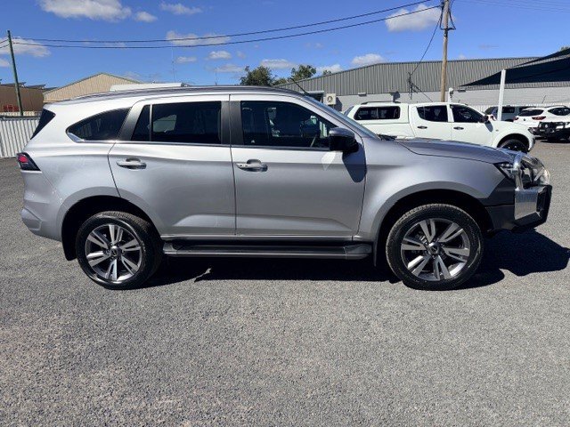 2023 Isuzu MU-X LS-T