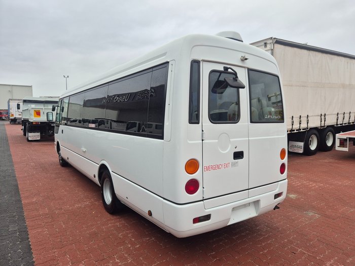 2015 Fuso Rosa 25 seat AUTO Deluxe Bus