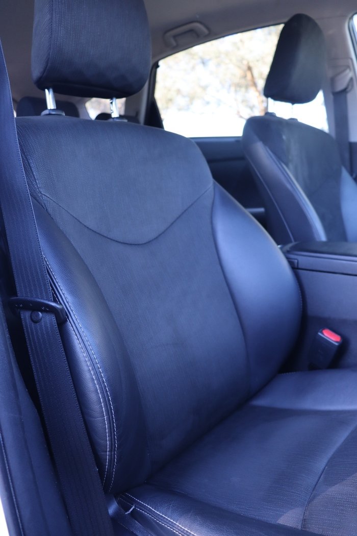 2017 Toyota Prius V Hybrid