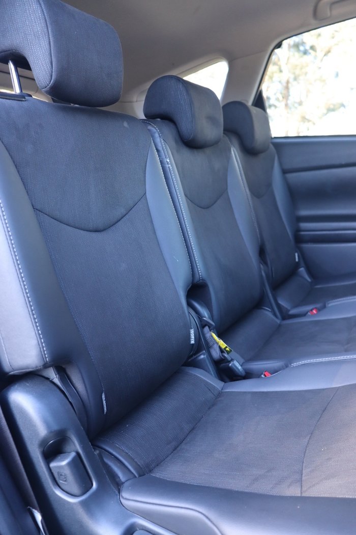2017 Toyota Prius V Hybrid