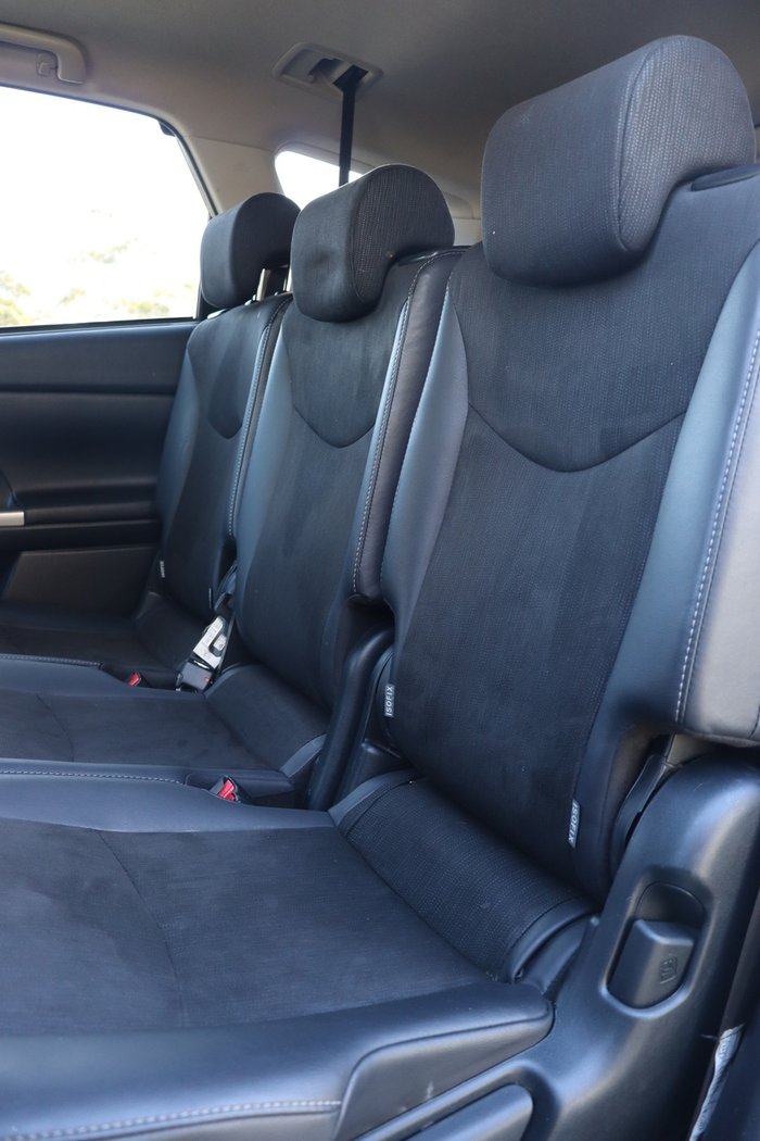 2017 Toyota Prius V Hybrid