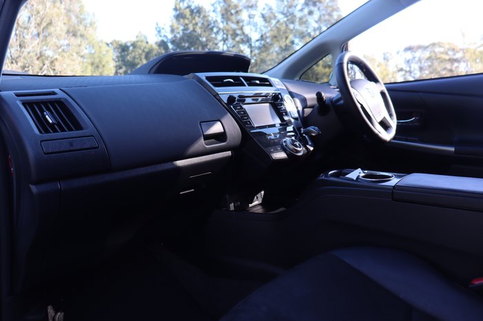 2017 Toyota Prius V Hybrid