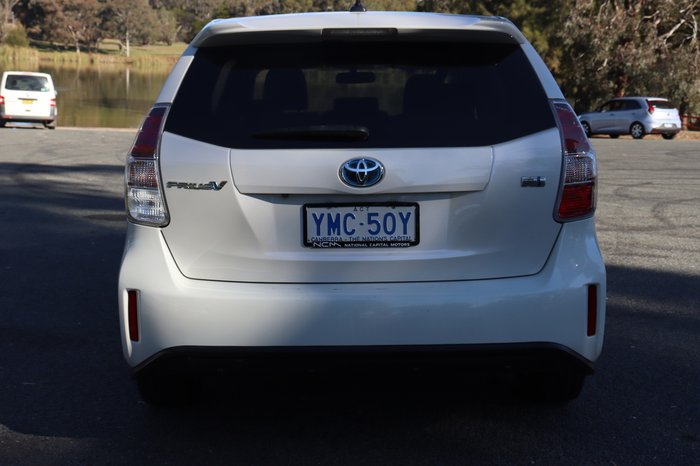 2017 Toyota Prius V Hybrid