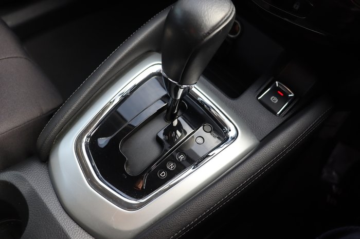 2015 Nissan QASHQAI ST