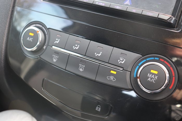 2015 Nissan QASHQAI ST