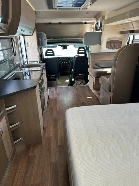 2016 Avida Esperance