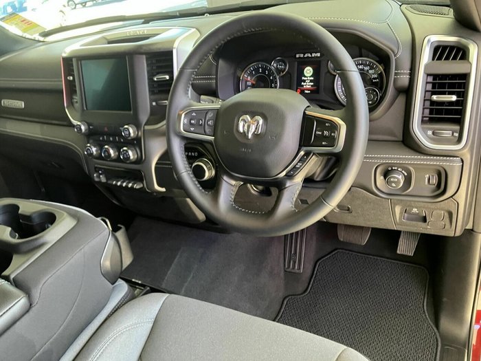 2026 Ram 1500 BIG Horn (6-4 Tub) Mhev (4x4)