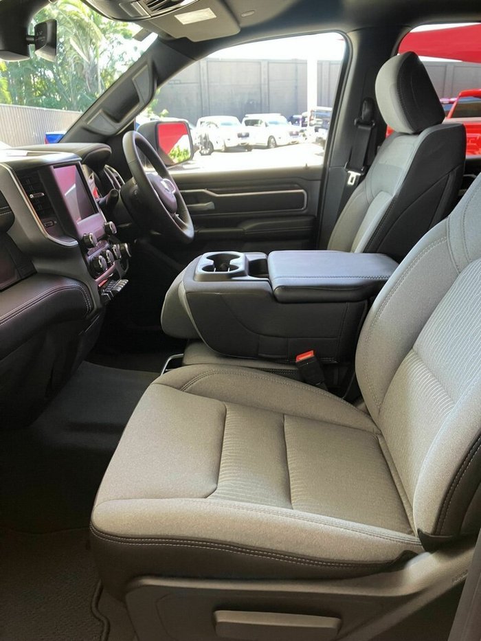 2026 Ram 1500 BIG Horn (6-4 Tub) Mhev (4x4)