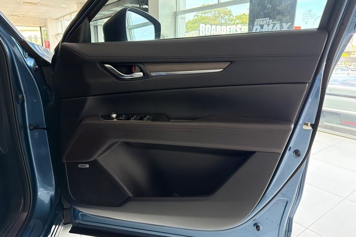 2022 Mazda CX-5 Akera