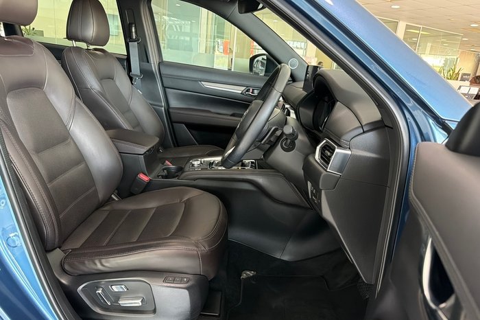 2022 Mazda CX-5 Akera