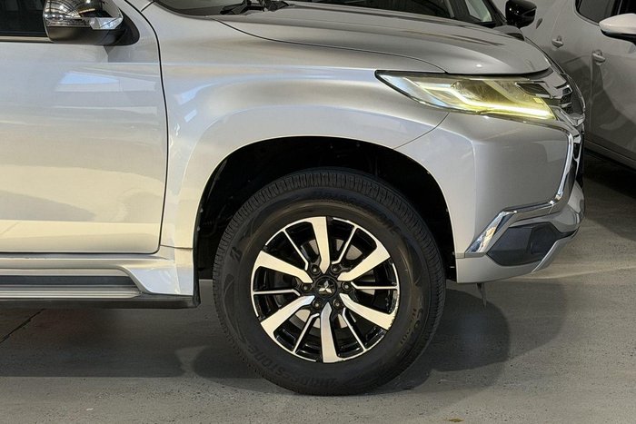 2016 Mitsubishi Pajero Sport GLS