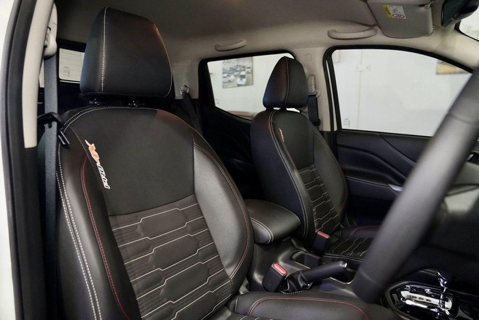 2025 Nissan Navara PRO-4X