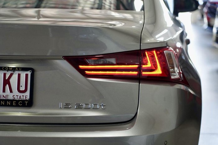 2016 Lexus IS 200t F Sport