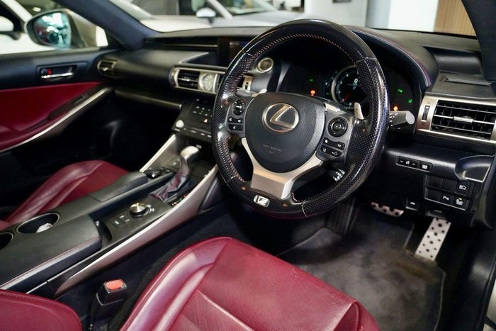 2016 Lexus IS 200t F Sport