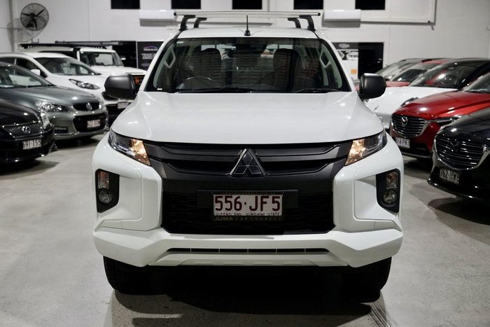 2023 Mitsubishi Triton GLX
