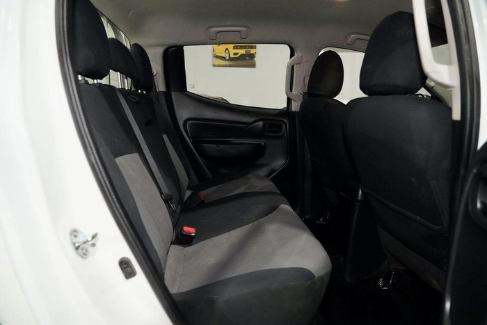 2023 Mitsubishi Triton GLX