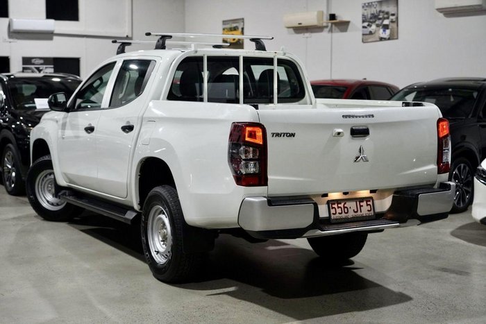 2023 Mitsubishi Triton GLX