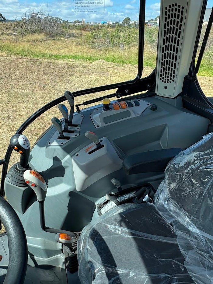 2024 Landini Powerfarm 110 Cab