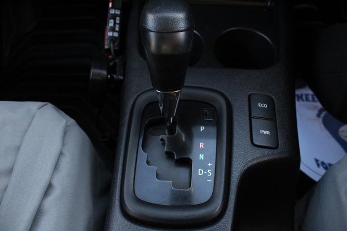 2022 Toyota Hilux SR