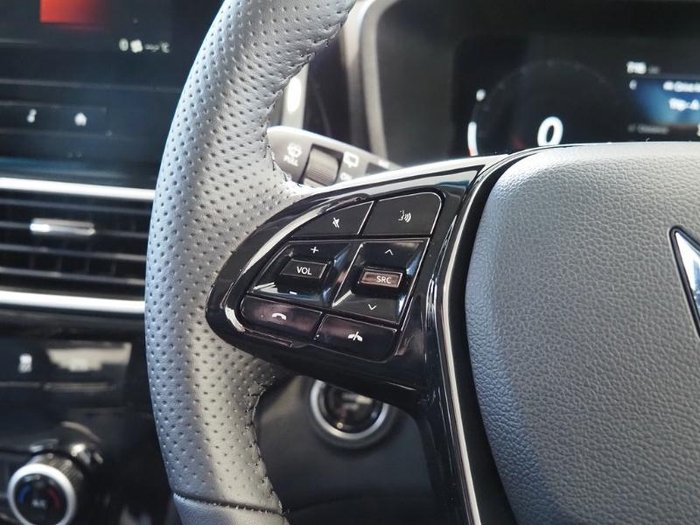 2025 Mahindra XUV3XO AX5L