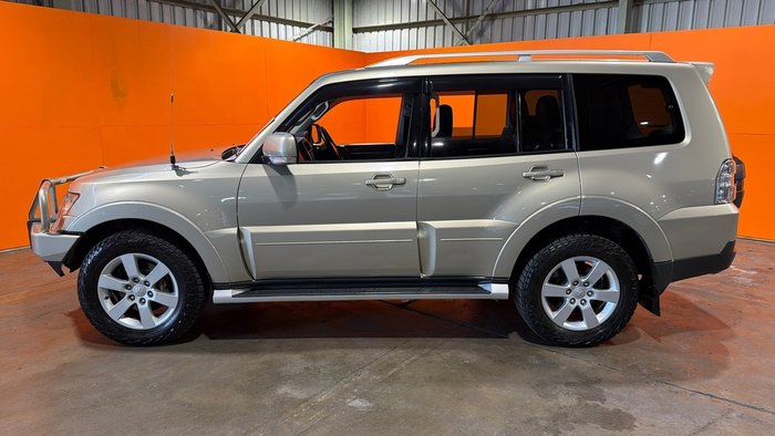 2007 Mitsubishi Pajero VR-X