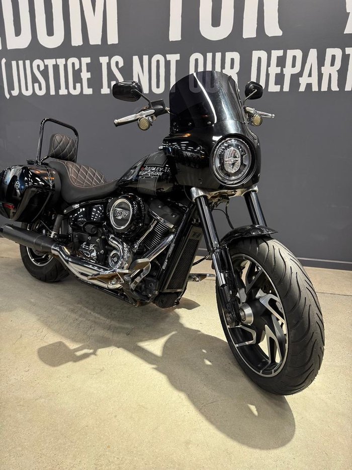 2021 Harley-Davidson Sport Glide 107 (FLSB) Softail Black
