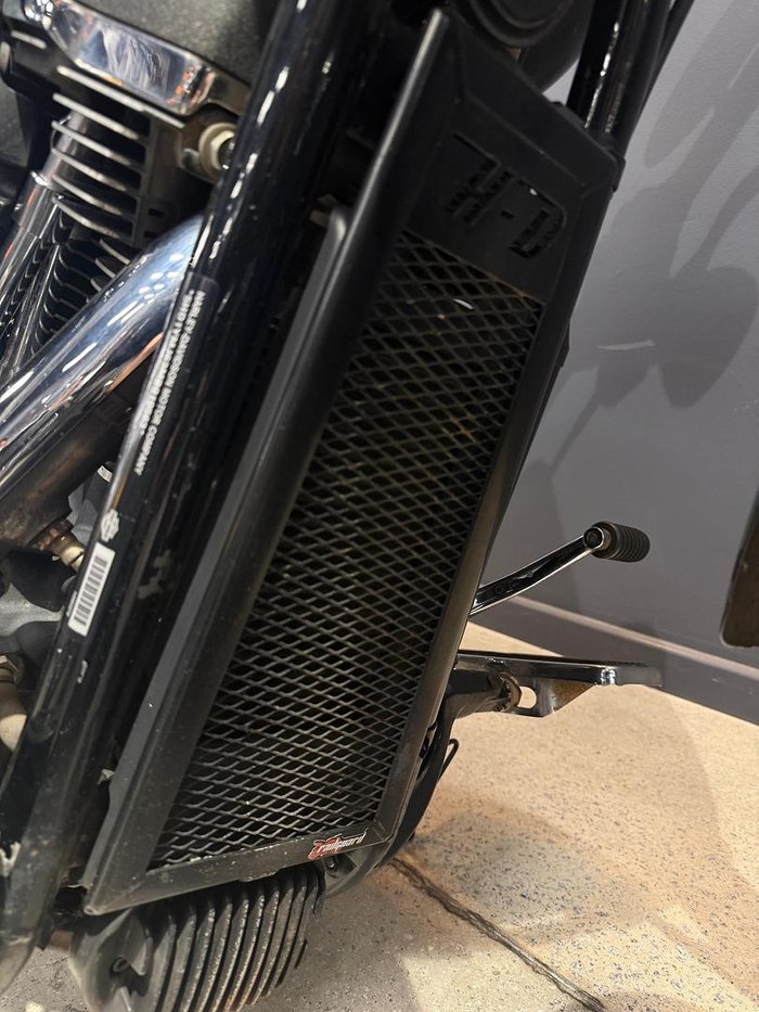 2021 Harley-Davidson Sport Glide 107 (FLSB) Softail Black