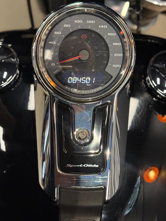 2021 Harley-Davidson Sport Glide 107 (FLSB) Softail Black