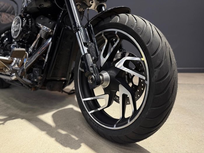 2021 Harley-Davidson Sport Glide 107 (FLSB) Softail Black