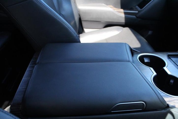 2022 Toyota Landcruiser VX