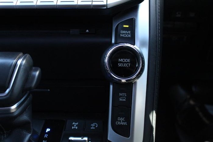 2022 Toyota Landcruiser VX