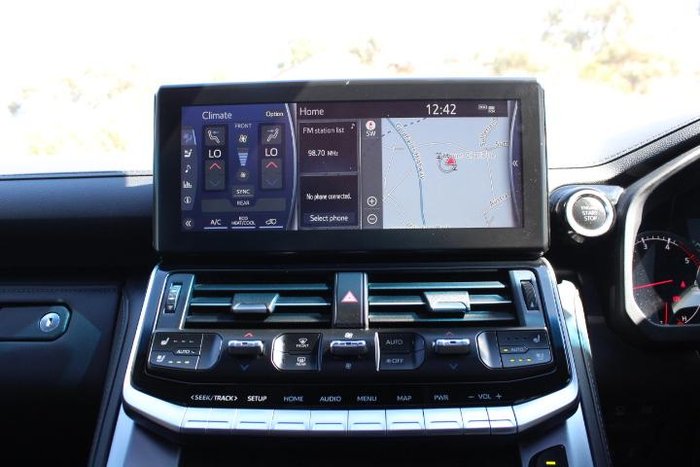 2022 Toyota Landcruiser VX